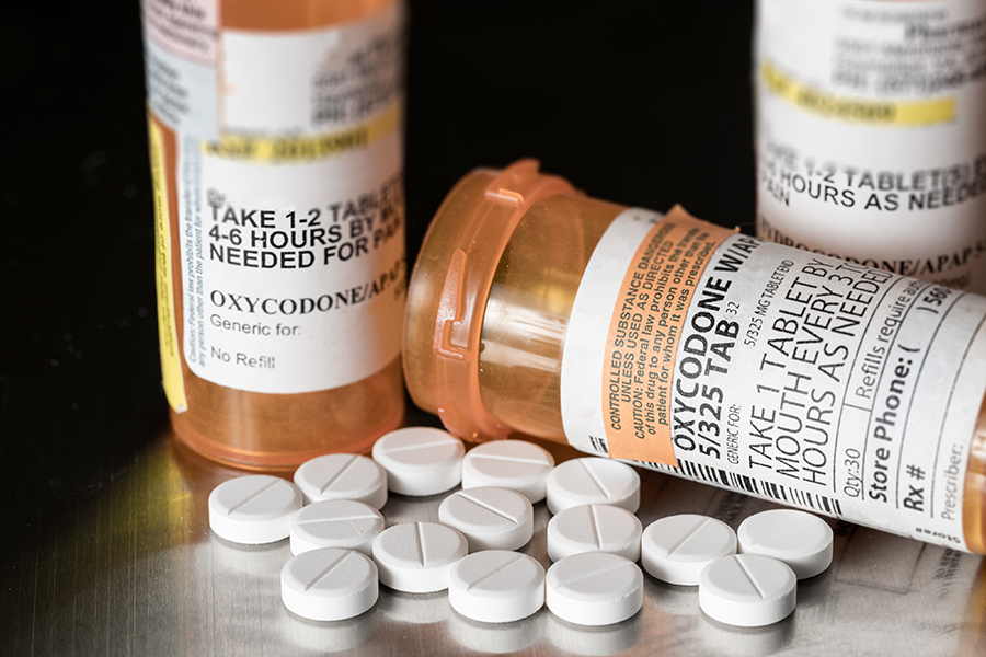Oxycodone opioid pills